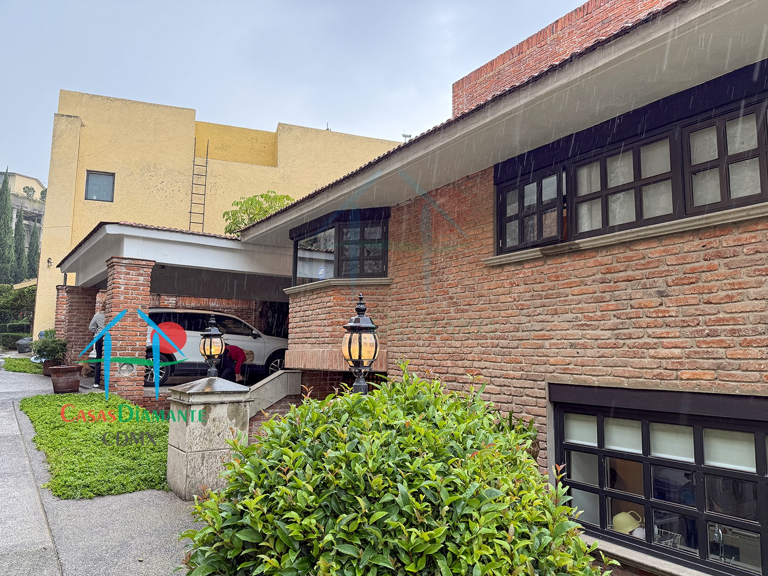 Interlomas Casa Rubén AB - Estacionamiento 2 Interlomas Casa Rubén AB - Estacionamiento 2